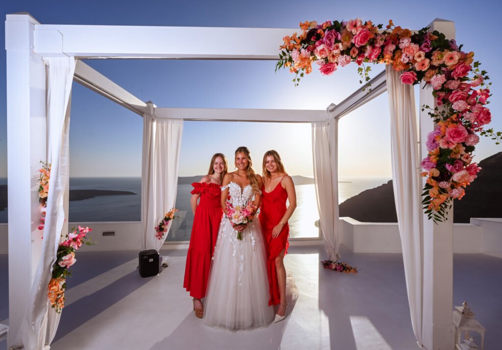 Read more about the article Why a Santorini Wedding Photoshoot Feels Like Living in a Postcard