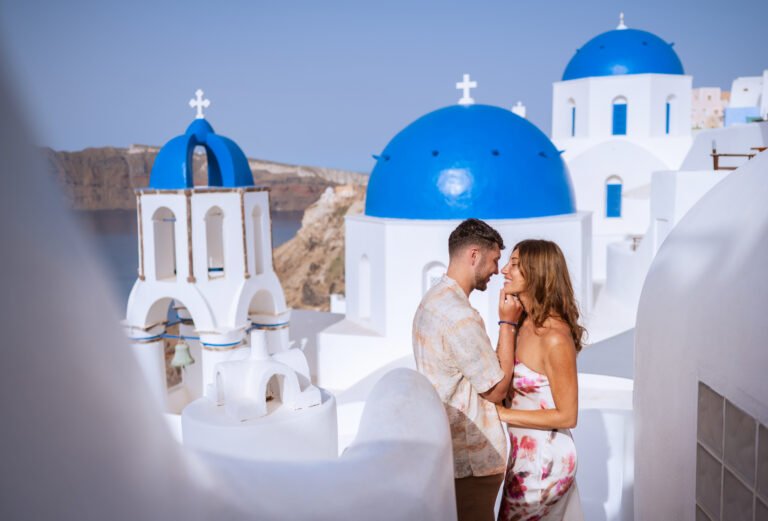 Read more about the article Chasing the Light: A Santorini Photographer’s Guide to Every Photoshoot Hour