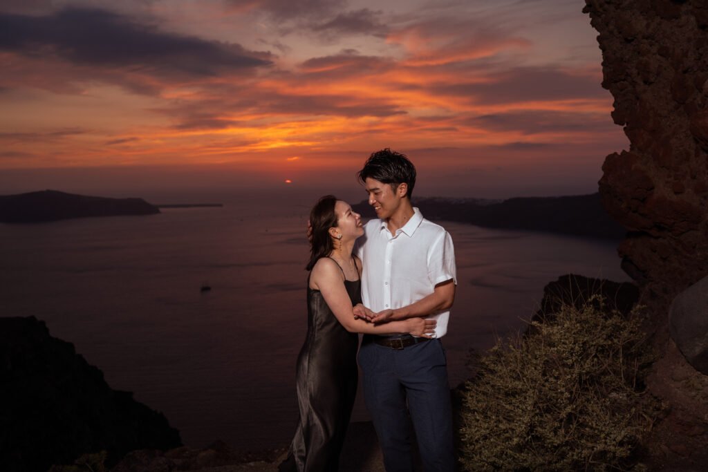 oia photoshoot by local santorini photographer