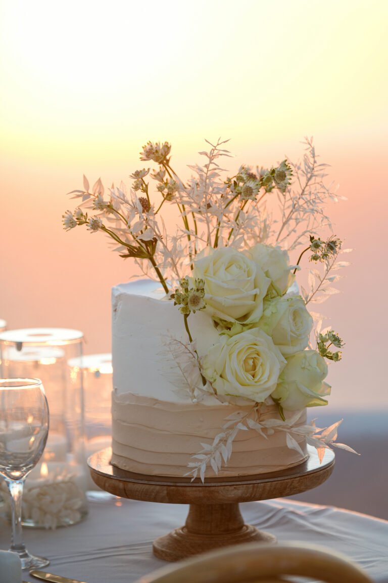 wedding cake santorini