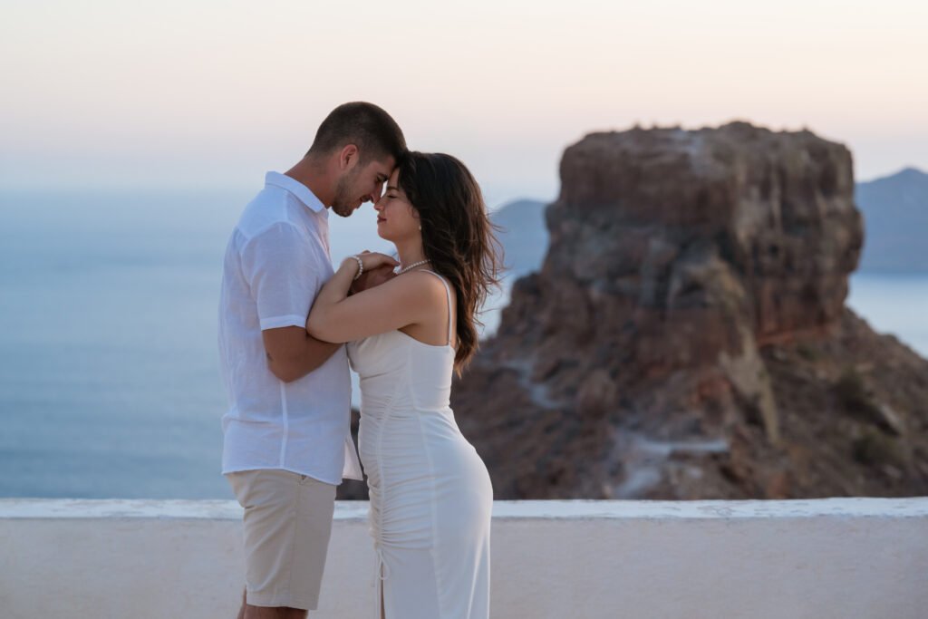 Read more about the article Book a Photographer in Santorini: Why You Need an Imerovigli Photographer for a Romantic Vacation Shoot